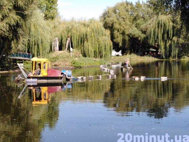 Новини Тернополя - фото з Тернополяни занепокоєні, що мул з водойм у «Топільче» зливають неподалік у парку Тернополяни занепокоєні, що мул з водойм у «Топільче» зливають неподалік у парку, фото №1 на сайті 20minut.ua