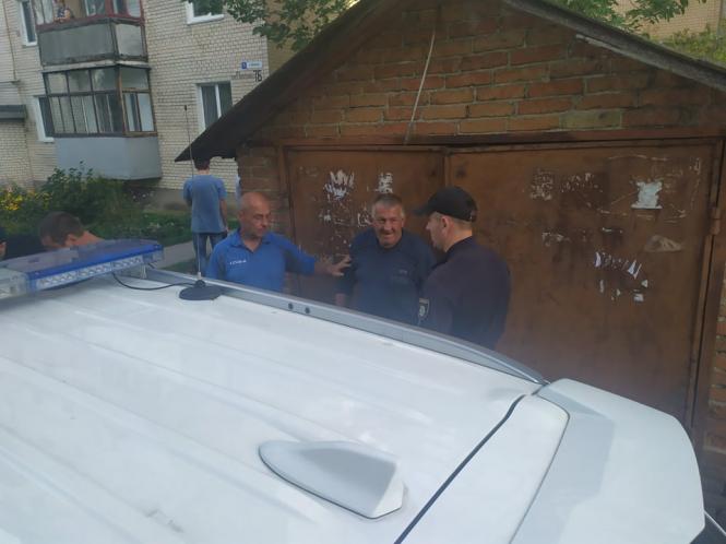 Новини Хмельницького - фото з У Хмельницькому п’янющий водій давав патрульним 50 гривень (ВІДЕО) У Хмельницькому п’янющий водій давав патрульним 50 гривень (ВІДЕО), фото №1 на сайті vsim.ua