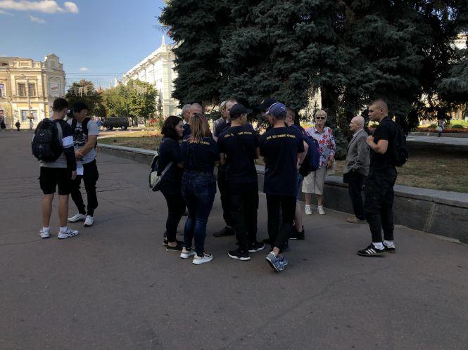 Новини Житомира - фото з У Житомирі на майдані Корольова відбулася акція «#ШУФРИЧАНАХРІН» У Житомирі на майдані Корольова відбулася акція «#ШУФРИЧАНАХРІН», фото №2 на сайті 20minut.ua