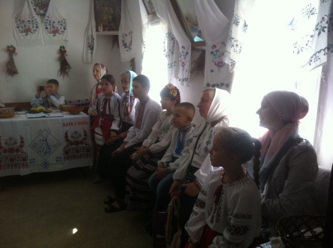 До «Музею хліба» в Білопіллі завітали гості з Вінниці, фото №1 на сайті 20minut.ua