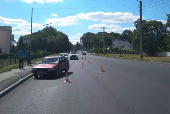 Новини Хмельницького - фото з Збиті пішоходи та 35 п’яних за кермом: хроніка ДТП у Хмельницькому Збиті пішоходи та 35 п’яних за кермом: хроніка ДТП у Хмельницькому, фото №2 на сайті vsim.ua