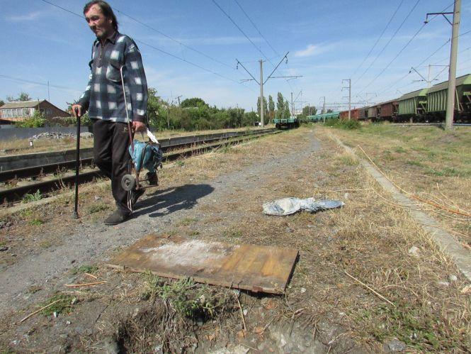 У Козятині, в незакриту люком криницю, провалився малюк, фото №3 на сайті 20minut.ua
