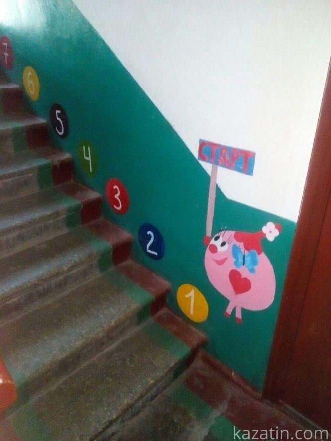 Фото дня: казковий під'їзд  по Винниченка, фото №3 на сайті 20minut.ua