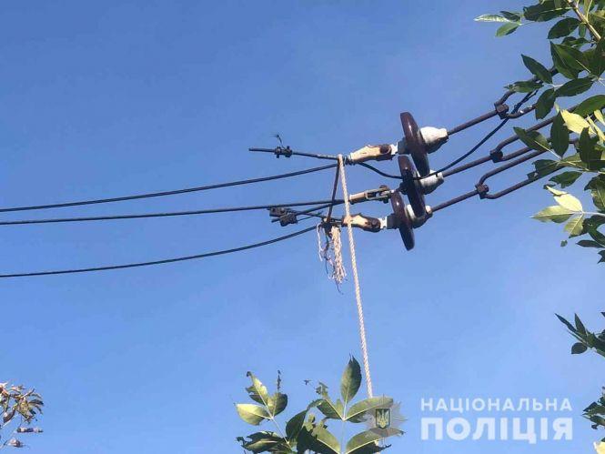 Новини Вінниці - фото з У Немирові поліція та КОРД затримали тріо, яке обікрало 20 об'єктів «Укрзалізниці» У Немирові поліція та КОРД затримали тріо, яке обікрало 20 об'єктів «Укрзалізниці», фото №1 на сайті 20minut.ua