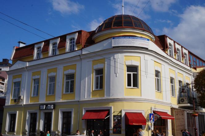 Новини Хмельницького - фото з “Щоб проводити час із дівчатами легкої поведінки”: якими були старі готелі в Хмельницькому РезÑлÑÑÐ°Ñ Ð¿Ð¾ÑÑÐºÑ Ð·Ð¾Ð±ÑÐ°Ð¶ÐµÐ½Ñ Ð·Ð° запиÑом "пÑоÑкÑÑÑв ÑеÑÑоÑан Ñлон"