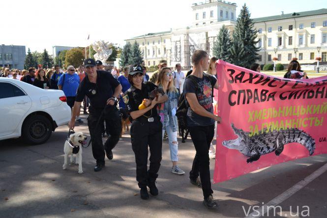 У Хмельницькому пройшов Марш за тварин (ФОТО, ВІДЕО), фото №18 на сайті vsim.ua