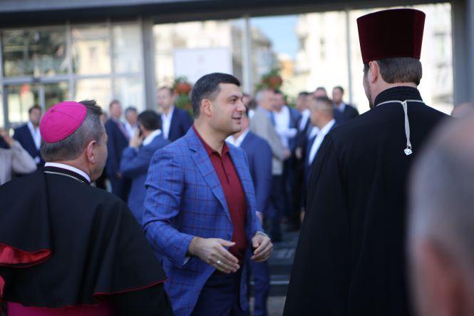 Новини Вінниці - фото з Запальним танцем під хіт ONUKA відкрили святкування Дня міста Вінниці Запальним танцем під хіт ONUKA відкрили святкування Дня міста Вінниці, фото №3 на сайті 20minut.ua