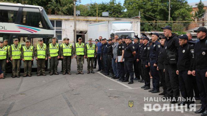 Новини Вінниці - фото з Поліція: святкування Дня міста Вінниці проходить без порушень Поліція: святкування Дня міста Вінниці проходить без порушень, фото №4 на сайті 20minut.ua