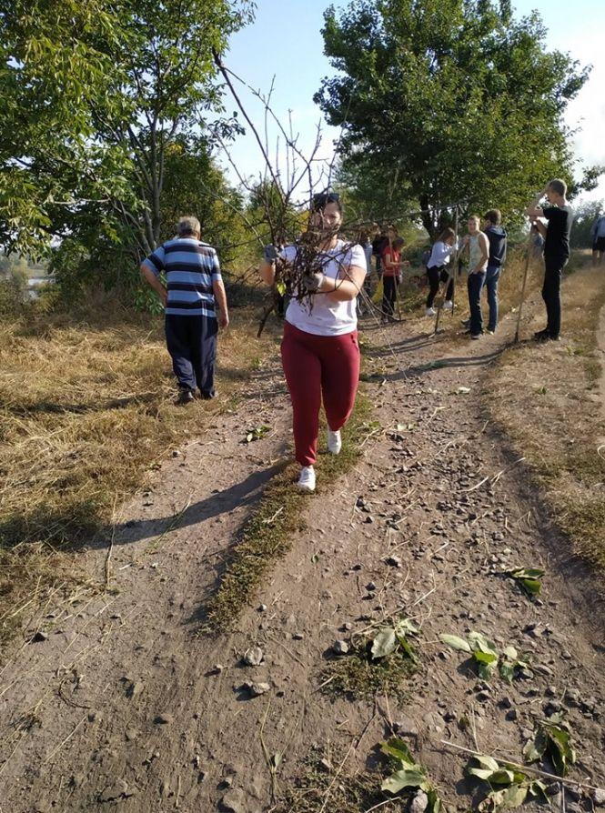 Як козятинчани прибирали околиці міста, фото №2 на сайті 20minut.ua