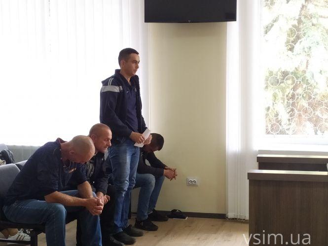 Новини Хмельницького - фото з Справу про жорстоке побиття АТОвця Сашка Цюха слухали у Хмельницькому. Що відомо Справу про жорстоке побиття АТОвця Сашка Цюха слухали у Хмельницькому. Що відомо, фото №5 на сайті vsim.ua