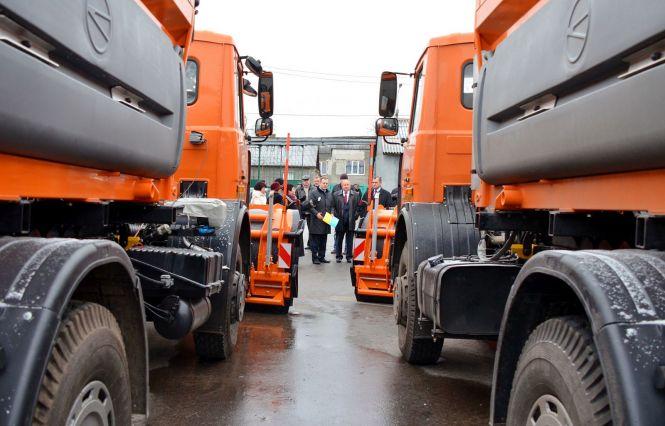Новини Житомира - фото з Гроші зі сміття: хто вимітає мільйони з бюджету Житомира Гроші зі сміття: хто вимітає мільйони з бюджету Житомира, фото №1 на сайті 20minut.ua