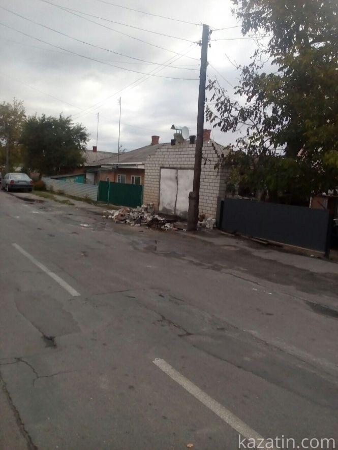 Пожежа у Козятині. По вулиці Незалежності горів гараж, фото №1 на сайті 20minut.ua