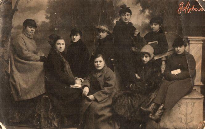 Новини Козятина - фото з Вчили французьку, а одна місцева школа переїхала в Крим. Освіта до революції Вчили французьку, а одна місцева школа переїхала в Крим. Освіта до революції, фото №12 на сайті 20minut.ua