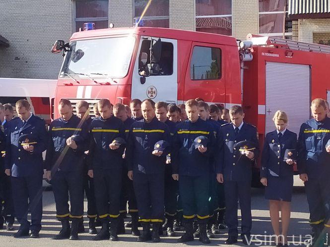 Новини Хмельницького - фото з Загинув рятуючи життя: у Хмельницькому встановили меморіальну дошку Петру Сибізі Загинув рятуючи життя: у Хмельницькому встановили меморіальну дошку Петру Сибізі, фото №8 на сайті vsim.ua