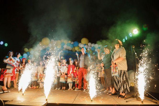 Новини Тернополя - фото з Як мешканці вулиць Лук'яновича та Бродівська вперше відзначили День мікрорайону Як мешканці вулиць Лук'яновича та Бродівська вперше відзначили День мікрорайону, фото №8 на сайті 20minut.ua