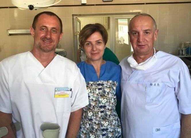 Новини Хмельницького - фото з Відкачати жир та розгладити зморшки: через що хмельничани готові “лягти під ніж” пластичного хірурга Відкачати жир та розгладити зморшки: через що хмельничани готові “лягти під ніж” пластичного хірурга, фото №4 на сайті vsim.ua