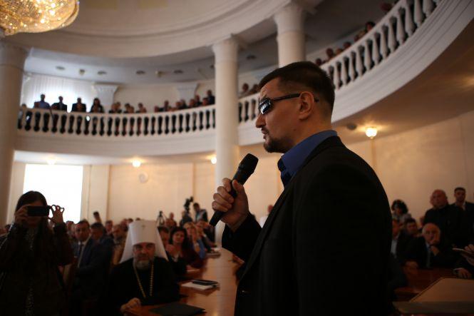 Новини Вінниці - фото з Репортаж з призначення Скальського: обіцянки, чвари і «сліпий» Зеленський Репортаж з призначення Скальського: обіцянки, чвари і «сліпий» Зеленський, фото №5 на сайті 20minut.ua