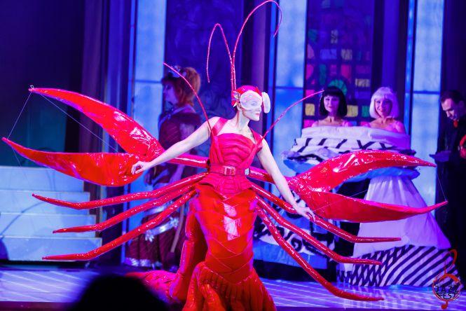 Новини Вінниці - фото з Як на Бродвеї! Легендарний мюзикл «Бал у Савойї» приголомшив Вінницю (фото, відео) Як на Бродвеї! Легендарний мюзикл «Бал у Савойї» приголомшив Вінницю (фото, відео), фото №8 на сайті 20minut.ua