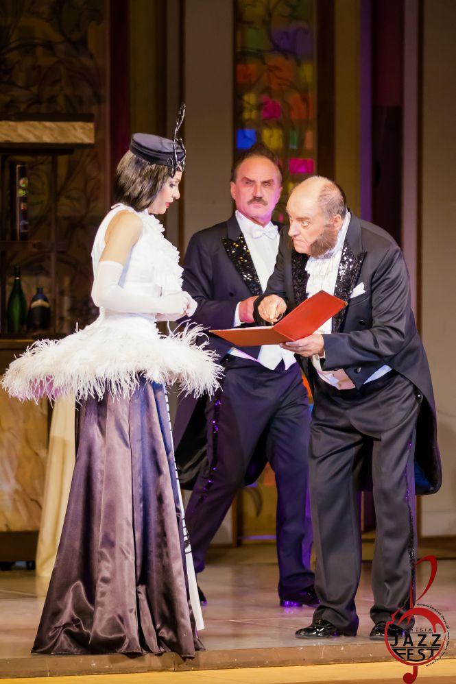 Новини Вінниці - фото з Як на Бродвеї! Легендарний мюзикл «Бал у Савойї» приголомшив Вінницю (фото, відео) Як на Бродвеї! Легендарний мюзикл «Бал у Савойї» приголомшив Вінницю (фото, відео), фото №11 на сайті 20minut.ua