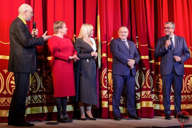 Новини Вінниці - фото з Як на Бродвеї! Легендарний мюзикл «Бал у Савойї» приголомшив Вінницю (фото, відео) Як на Бродвеї! Легендарний мюзикл «Бал у Савойї» приголомшив Вінницю (фото, відео), фото №9 на сайті 20minut.ua