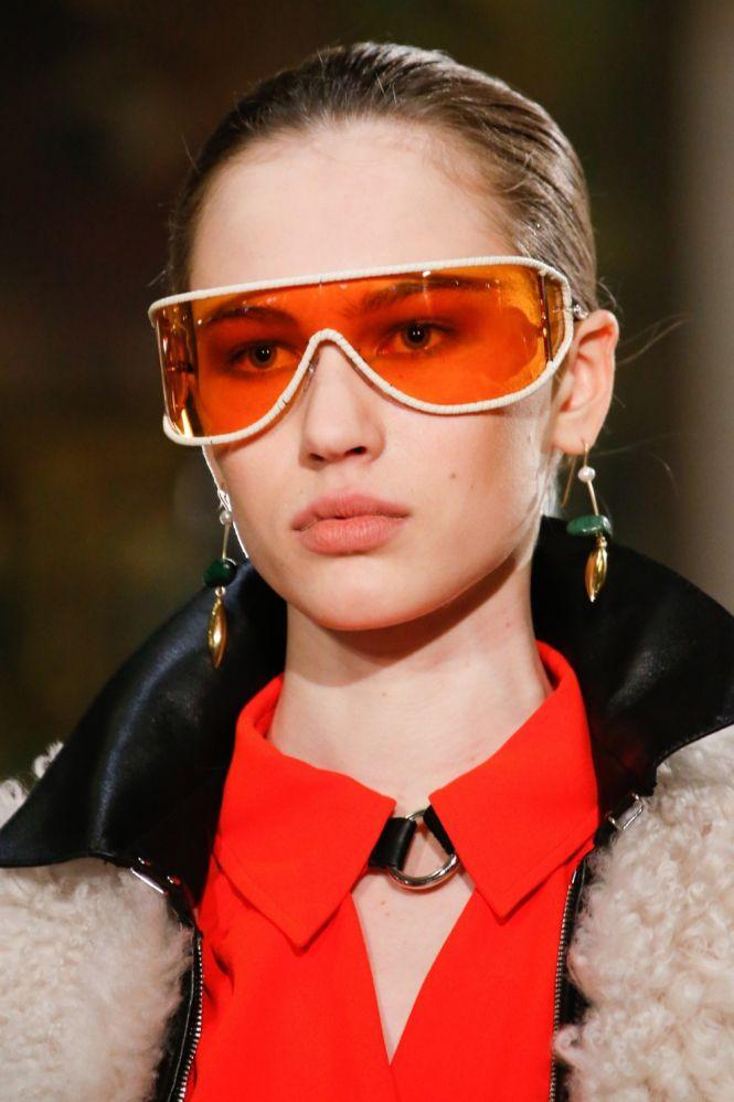 Новини Тернополя - фото з Сумки-шопери та сережки-кільця: без яких аксесуарів не обійтись восени Сумки-шопери та сережки-кільця: без яких аксесуарів не обійтись восени, фото №3 на сайті 20minut.ua