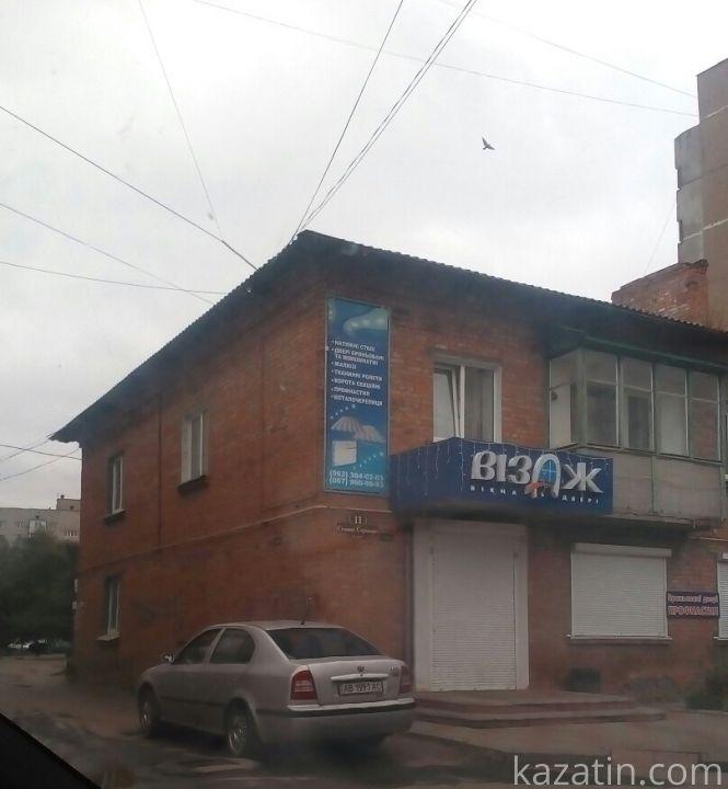 Фото дня: як паркуються у Козятині, фото №2 на сайті 20minut.ua