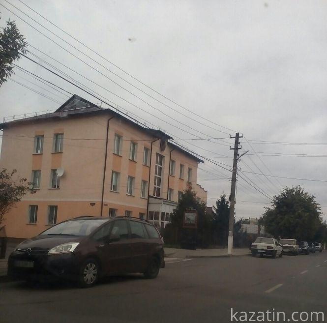 Фото дня: як паркуються у Козятині, фото №5 на сайті 20minut.ua