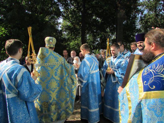Домовленості не діють: УПЦ проводять службу Божу в Гурівцях, ПЦУ — в Махнівці (ФОТО +ВІДЕО), фото №11 на сайті 20minut.ua