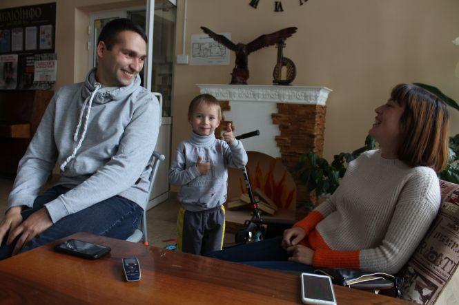 Новини Вінниці - фото з Усиновив трьох дітей після загибелі трьох побратимів. Три виноградини з Афону не допомогли Усиновив трьох дітей після загибелі трьох побратимів. Три виноградини з Афону не допомогли, фото №5 на сайті 20minut.ua