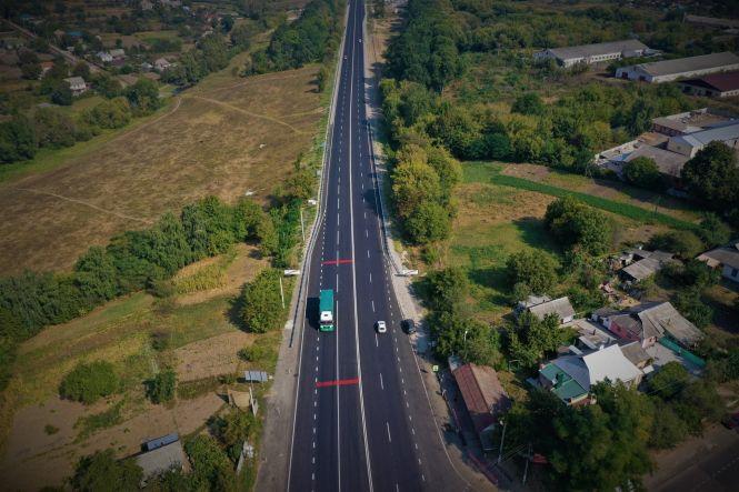 Новини Вінниці - фото з У Вінницькому районі відремонтували п'ять кілометрів дороги У Вінницькому районі відремонтували п'ять кілометрів дороги, фото №3 на сайті 20minut.ua