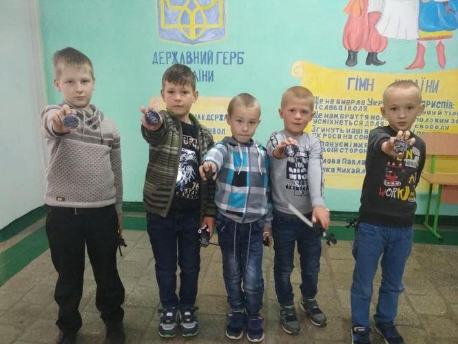Новини Козятина - фото з Незвичні змагання: хто став найшвидшим у складанні кубика-рубика Незвичні змагання: хто став найшвидшим у складанні кубика-рубика, фото №1 на сайті 20minut.ua