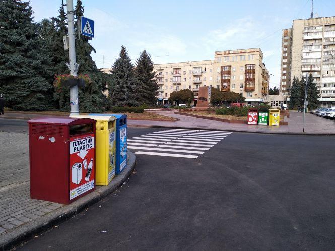 Після "ПАРКування на Соборному" перешкоди для автотранспорту не зникли, фото №1 на сайті 20minut.ua