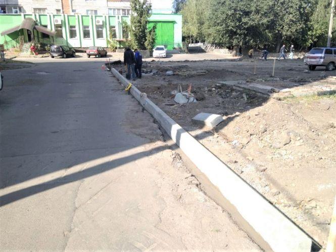 Новини Вінниці - фото з Сквер з фонтаном почали будувати у мікрорайоні «Можайка» Сквер з фонтаном почали будувати у мікрорайоні «Можайка», фото №2 на сайті 20minut.ua