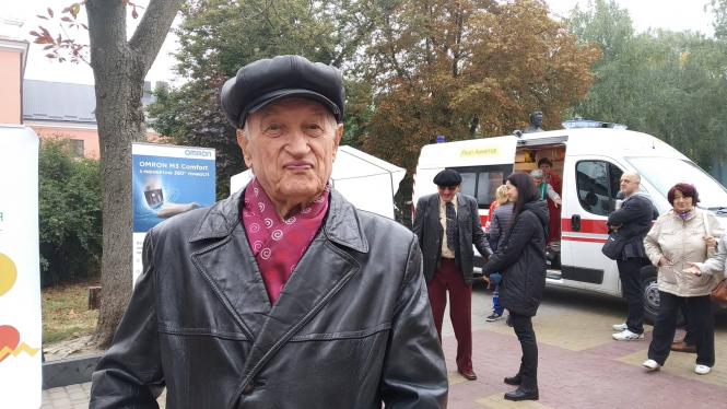 Новини Тернополя - фото з В центрі міста тернополянам безкоштовно перевіряли серце В центрі міста тернополянам безкоштовно перевіряли серце, фото №2 на сайті 20minut.ua