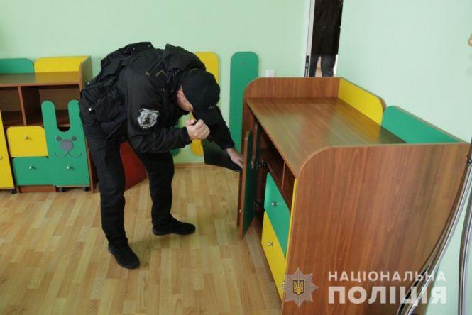 Хибне замінування: із залізничного вокзалу евакуювали 400 людей, фото №3 на сайті 20minut.ua