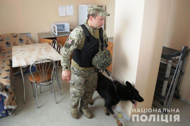 Хибне замінування: із залізничного вокзалу евакуювали 400 людей, фото №4 на сайті 20minut.ua