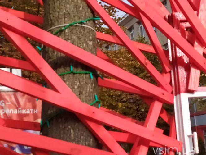 Новини Хмельницького - фото з У центрі Хмельницького встановили інсталяції до Дня міста. Що вони означають У центрі Хмельницького встановили інсталяції до Дня міста. Що вони означають, фото №2 на сайті vsim.ua