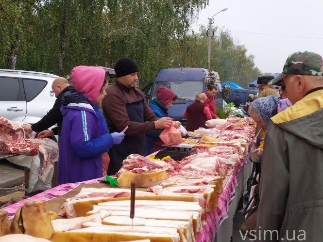 Сільськогосподарський ярмарок на Прибузькій: що продають і які ціни, фото №1 на сайті vsim.ua