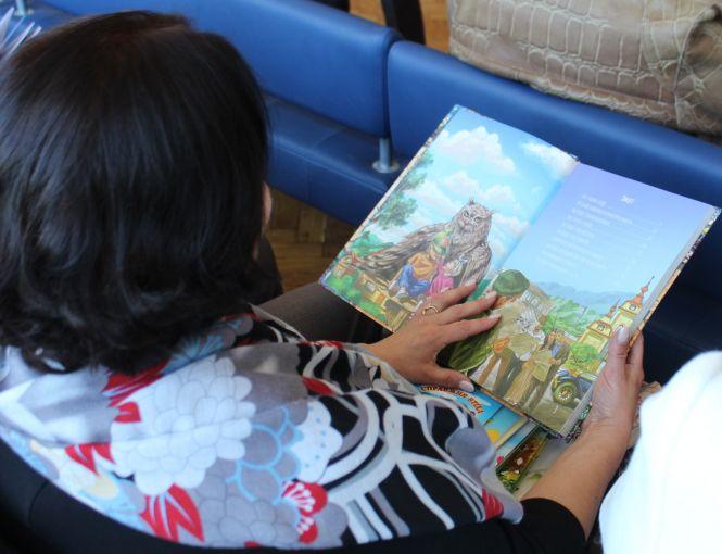 Новини Вінниці - фото з «Всіх врятувала дівчинка Агая». Генріх Дік привіз з Німеччини до Вінниці виставу для лялькарів «Всіх врятувала дівчинка Агая». Генріх Дік привіз з Німеччини до Вінниці виставу для лялькарів, фото №5 на сайті 20minut.ua