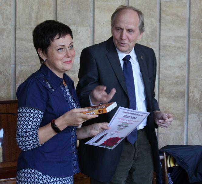 Новини Вінниці - фото з «Всіх врятувала дівчинка Агая». Генріх Дік привіз з Німеччини до Вінниці виставу для лялькарів «Всіх врятувала дівчинка Агая». Генріх Дік привіз з Німеччини до Вінниці виставу для лялькарів, фото №11 на сайті 20minut.ua