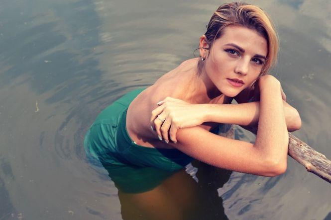 Новини Тернополя - фото з Модель із Тернопільщини для всеукраїнського проєкту взяла участь у незвичній фотосесії Модель із Тернопільщини для всеукраїнського проєкту взяла участь у незвичній фотосесії, фото №1 на сайті 20minut.ua