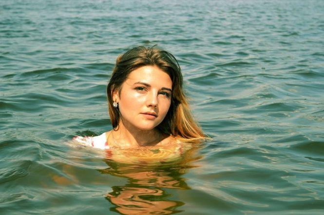 Новини Тернополя - фото з Модель із Тернопільщини для всеукраїнського проєкту взяла участь у незвичній фотосесії Модель із Тернопільщини для всеукраїнського проєкту взяла участь у незвичній фотосесії, фото №3 на сайті 20minut.ua