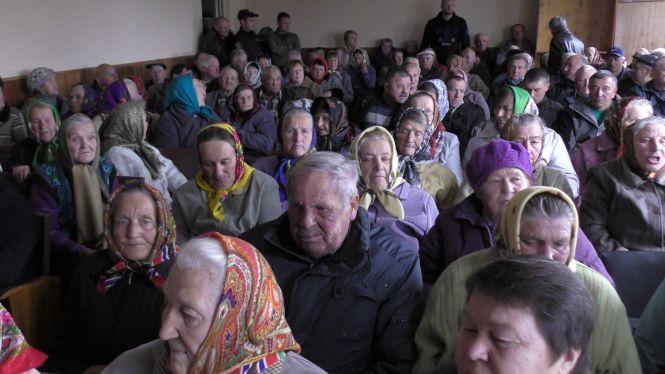 Новини Житомира - фото з Земельна афера: хто незаконно обробляє 4500 га і куди зникли 12 млн грн підприємства з Черняхова? Земельна афера: хто незаконно обробляє 4500 га і куди зникли 12 млн грн підприємства з Черняхова?, фото №2 на сайті 20minut.ua