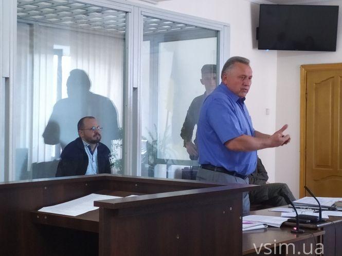 Новини Хмельницького - фото з Резонансна ДТП з освітянами: у суді почали досліджувати докази по “справі Миколаїва” Резонансна ДТП з освітянами: у суді почали досліджувати докази по “справі Миколаїва”, фото №6 на сайті vsim.ua