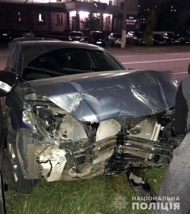 У Житомирі внаслідок ДТП травмовані водій та пасажирка легковика, фото №1 на сайті 20minut.ua