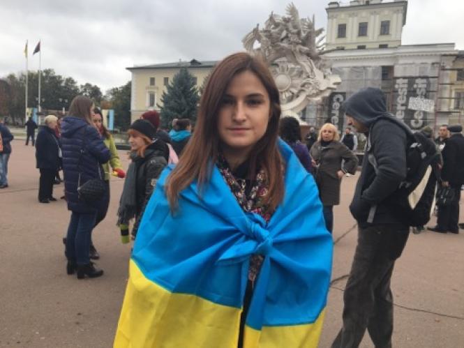 Новини Хмельницького - фото з “Геть зелені шмарклі”: яким було віче проти капітуляції у Хмельницькому “Геть зелені шмарклі”: яким було віче проти капітуляції у Хмельницькому, фото №4 на сайті vsim.ua