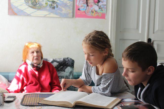 Новини Вінниці - фото з У сто років грає з правнуками в шахи. Як дожити до такого віку? Поради довгожительки У сто років грає з правнуками в шахи. Як дожити до такого віку? Поради довгожительки, фото №11 на сайті 20minut.ua