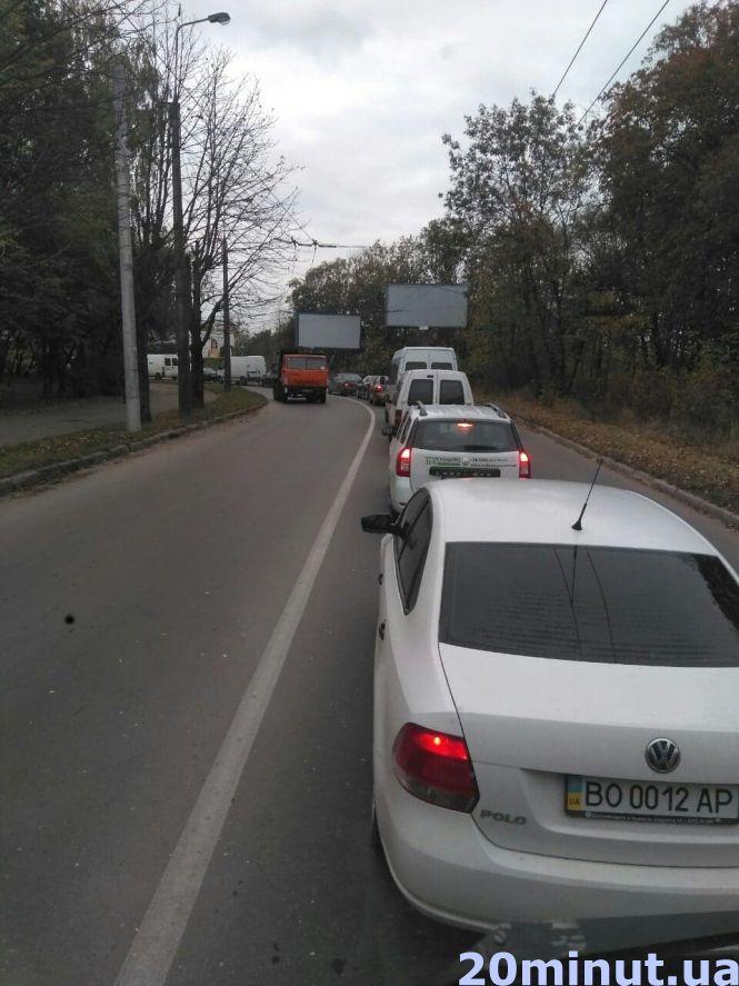 Новини Тернополя - фото з Гаївський міст "заблокували" в годину пік. Тернополяни жаліються на величезні затори (фото) Гаївський міст "заблокували" в годину пік. Тернополяни жаліються на величезні затори (фото), фото №5 на сайті 20minut.ua