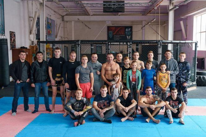 Новини Вінниці - фото з Вінницька збірна зі змішаних бойових мистецтв стартує на Кубку України, який є відбором на чемпіонат світу Вінницька збірна зі змішаних бойових мистецтв стартує на Кубку України, який є відбором на чемпіонат світу, фото №4 на сайті 20minut.ua