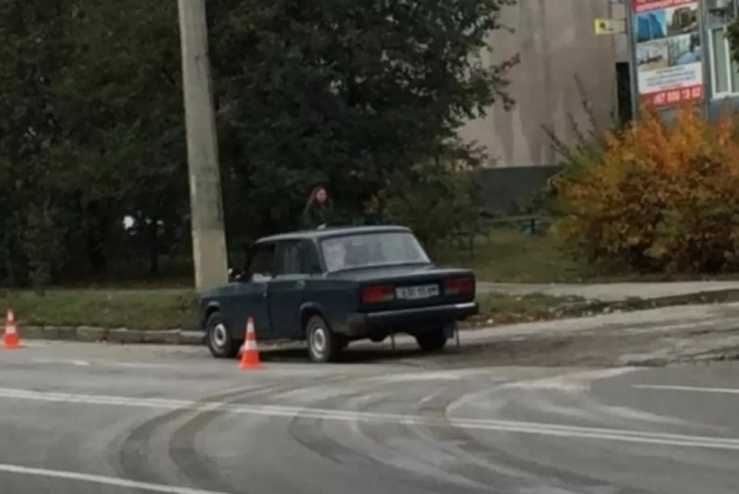 Новини Хмельницького - фото з Збитий пішохід та 23 нетверезих водія: хроніка ДТП у Хмельницькому Збитий пішохід та 23 нетверезих водія: хроніка ДТП у Хмельницькому, фото №2 на сайті vsim.ua